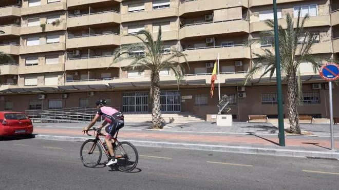 Fallece otro ciclista al chocar con un coche en Villajoyosa, Alicante
