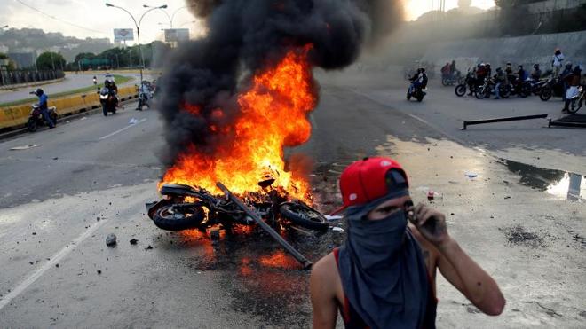 Muere un joven durante una manifestación opositora en Caracas
