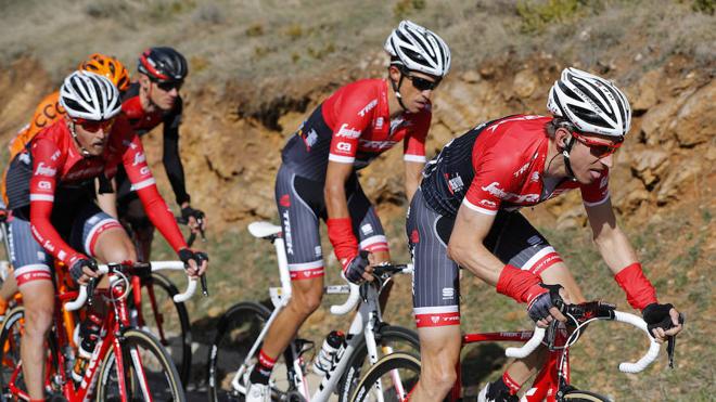 Contador contará con Mollema y Pantano en el Tour