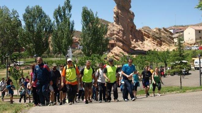 Más de 800 personas en la Marcha por la Vía Verde de Arnedillo