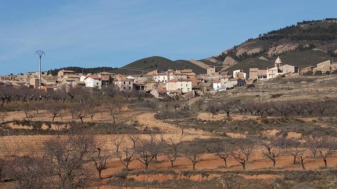 ¿Cuántos pueblos de menos de 100 habitantes hay en La Rioja?