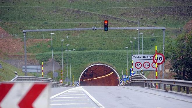Fomento corta esta semana el túnel de Piqueras