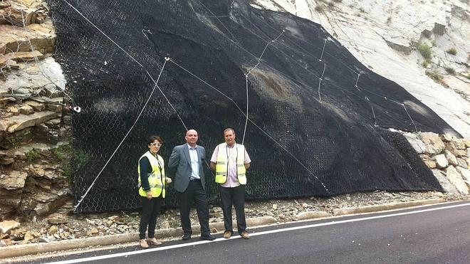 Reparada la LR-113 tras los desprendimientos