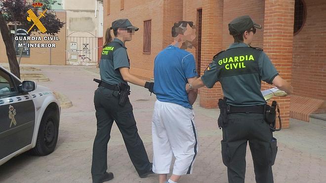 Detenido un vecino de Ausejo como autor de 14 delitos