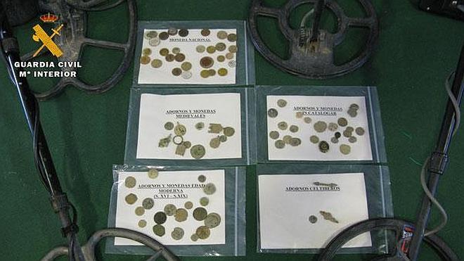 Sorprendidas cuatro personas expoliando un yacimiento arqueológico de Auseo