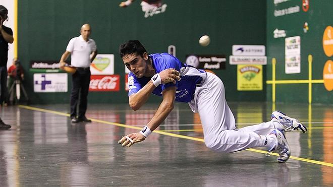 Amargo debut de Víctor en San Mateo