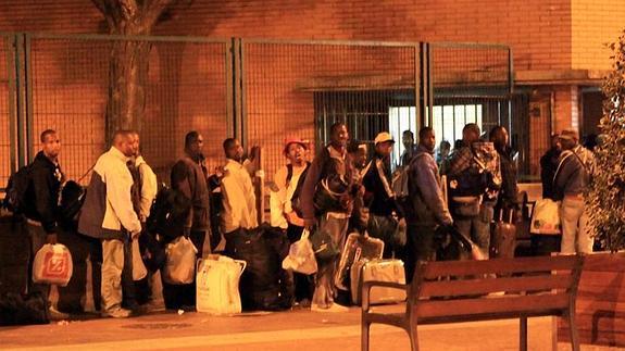 El polideportivo Espartero estará abierto por la noche para los temporeros