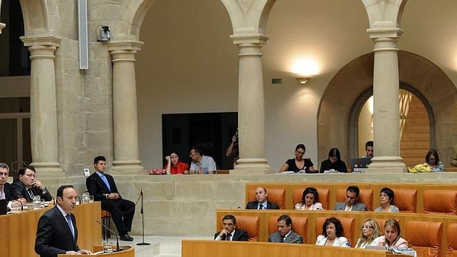 EN DIRECTO: El Pleno del Parlamento riojano