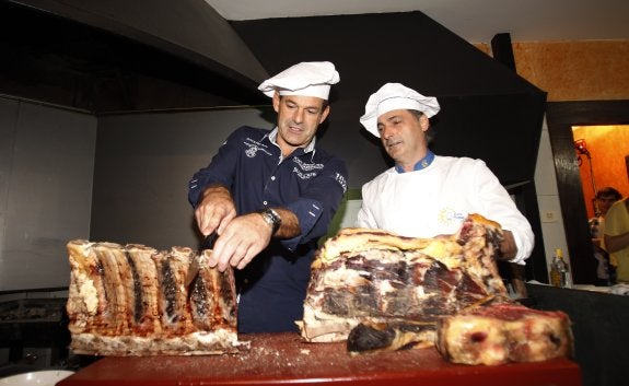 Titín puso toda la carne en el asador