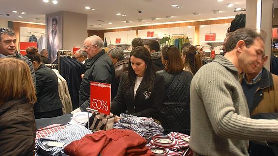 Acordados los diez días festivos de apertura del comercio riojano en 2015