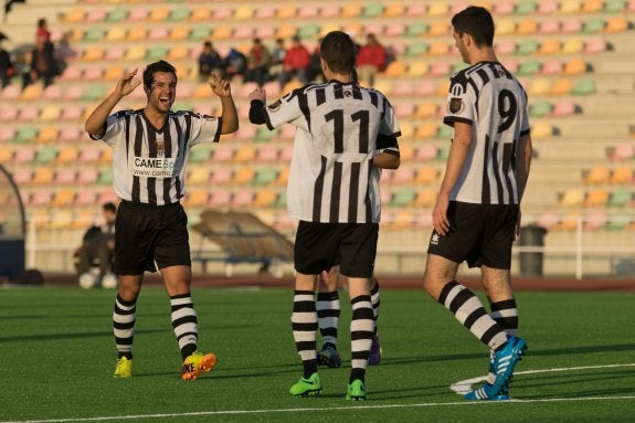 El Haro resuelve con otra goleada