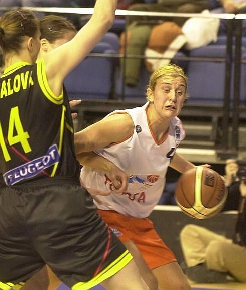 La internacional serbia Adrijana Knezevic, nueva jugadora del Campus Promete