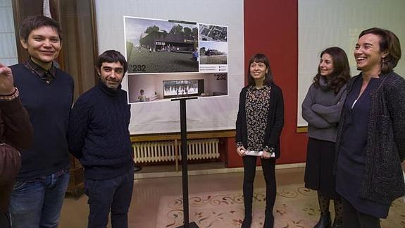 El PSOE critica que un colegio privado se presente en el Ayuntamiento