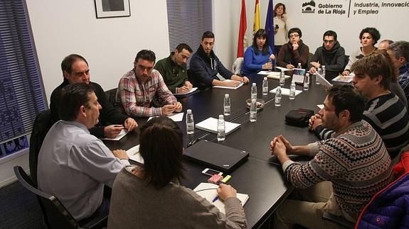El Gobierno riojano ofrece su colaboración para mantener la actividad y el empleo en Starglass