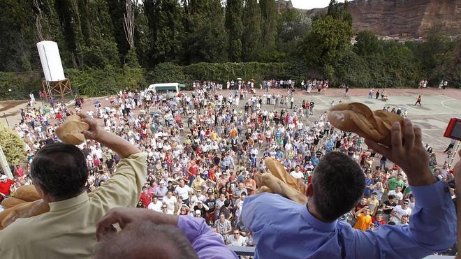 La tradición del 'Pan y Queso' de Quel, declarada Fiesta de Interés Turístico Nacional