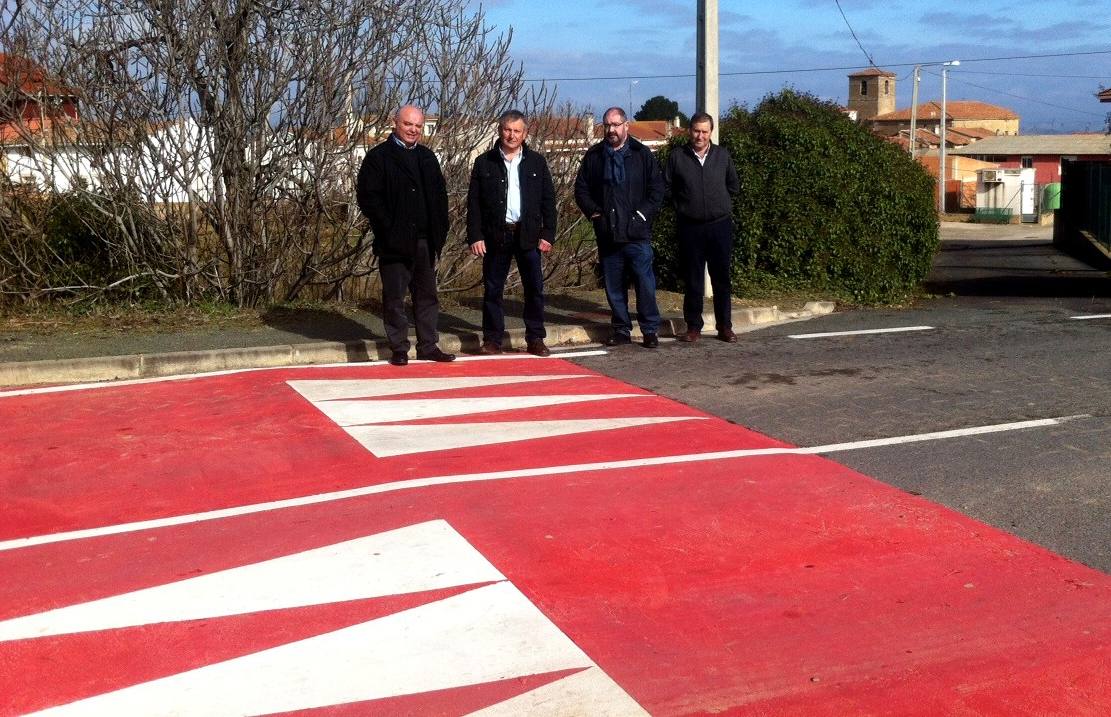 Nuevos reductores de velocidad en El Redal y Corera