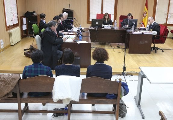 Dieciséis padres de la Casa Cuna rechazan que hubiera malos tratos