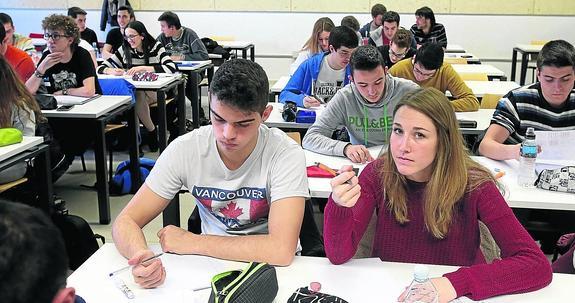 Ellas son de letras y ellos de ciencias