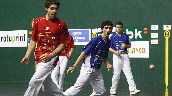 El nieto de Napoleón debuta en Eibar