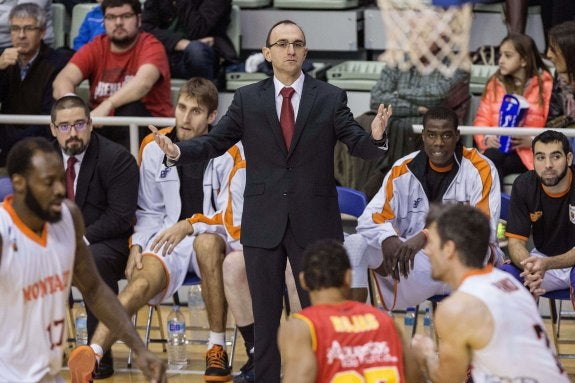 Jesús Sala se hace con la dirección del Fuenlabrada