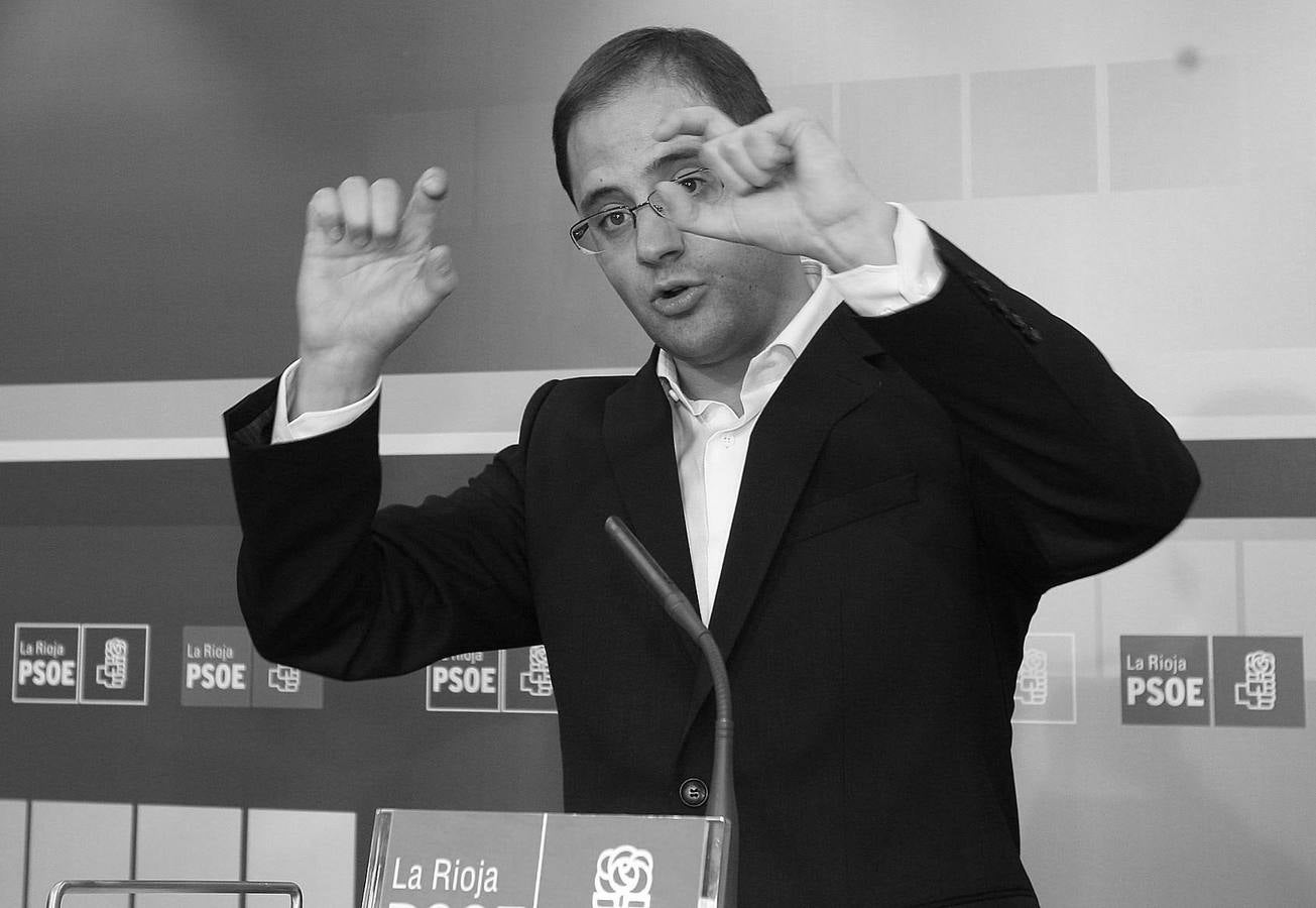 Luena: «Tiene que haber renovación en el PSOE»