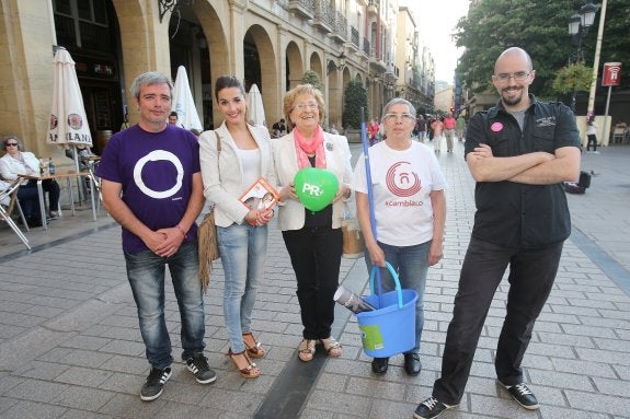 La 'base' que sostiene la campaña