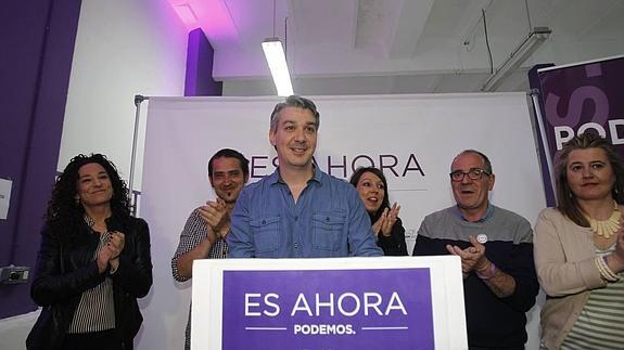 Podemos espera hablar lcon PSOE y C's