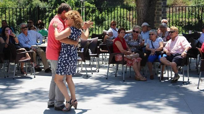 El paso de aldea a ciudad en verano