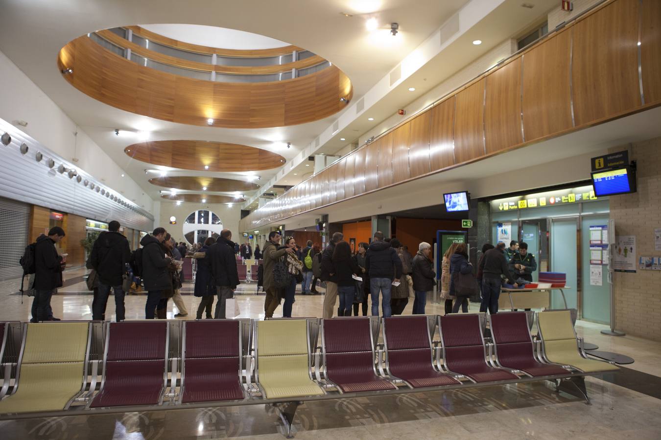 Aumenta el tráfico de pasajeros en el aeropuerto de Logroño-Agoncillo