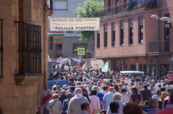 San Mateo ya reina en Baños