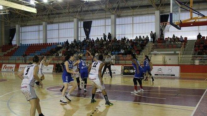 El Promete se atasca en casa