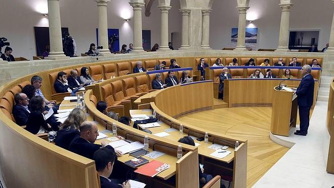 Ceniceros anuncia un convenio con el Ministerio de Sanidad de un millón euros