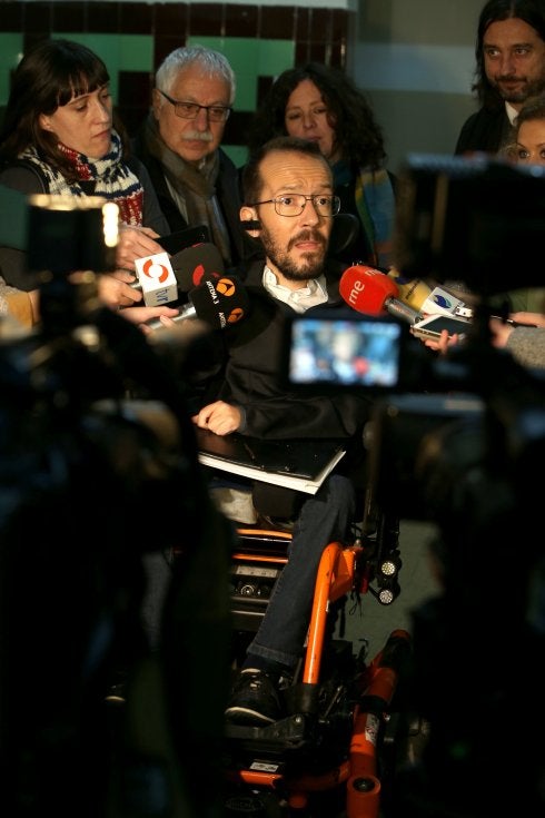 Echenique: «Queremos un presidente que por fin defienda a los ciudadanos»