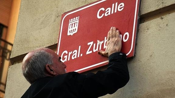 PSOE y Cambia quieren acelerar la eliminación de las calles franquistas