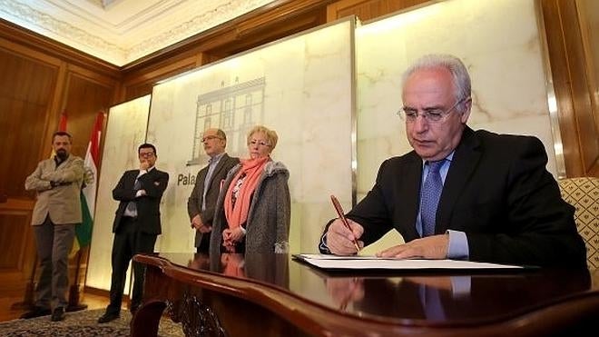 Gobierno y funcionarios avanzan en la recuperación de derechos suspendidos