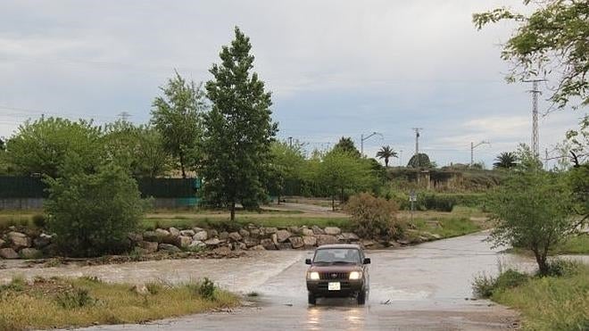 Una intensa tormenta se salda con varios incidentes en Calahorra