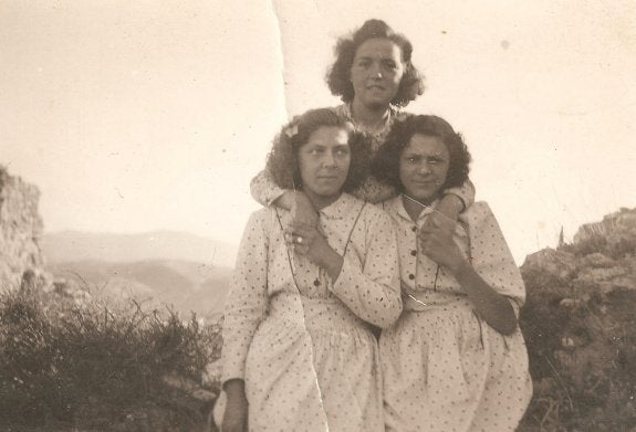 Unas amigas de Cervera, en Contrebia