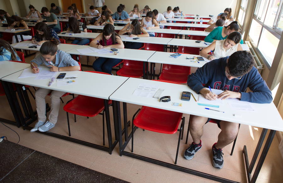 El 86,1 % de alumnos riojanos de la PAU de julio ha aprobado