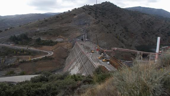 El PSOE exige la reanudación de las presas de Enciso y Soto-Terroba
