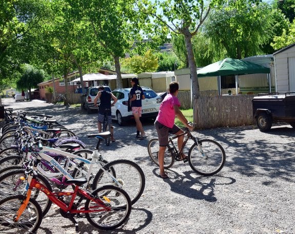 Los campings de La Rioja rozan el lleno total y los hoteles se quedan en el 65%