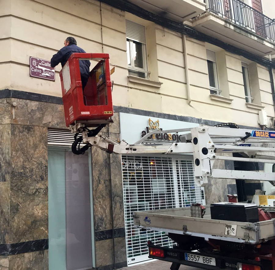 El PSOE acusa al PP de «déspota» por sancionar a La Barranca