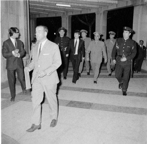 Raphael, escoltado en Logroño