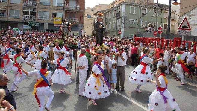 Honores para los patronos alfareños