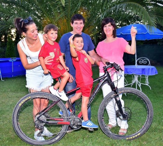 La ansiada espera a un ciclista sin límites