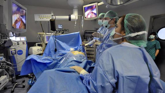 Nueve millones para sutura, jeringas, agujas y pañales