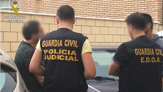 Liberado un hombre secuestrado en Anguciana por una deuda de drogas