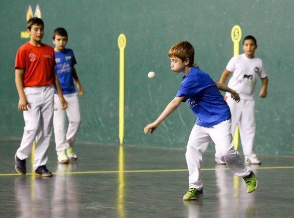 Se abren los frontones