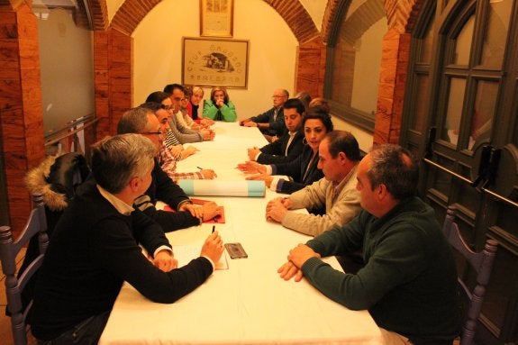 El PSOE pide unir voces para reclamar la presa de Enciso