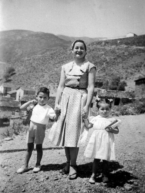 Estampa familiar en Brieva en 1951