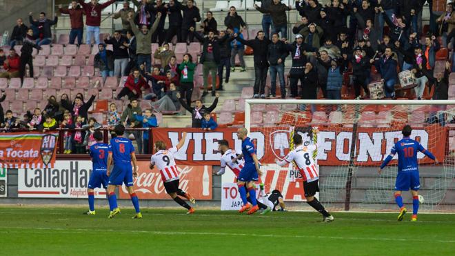 Dos golazos para mirar arriba